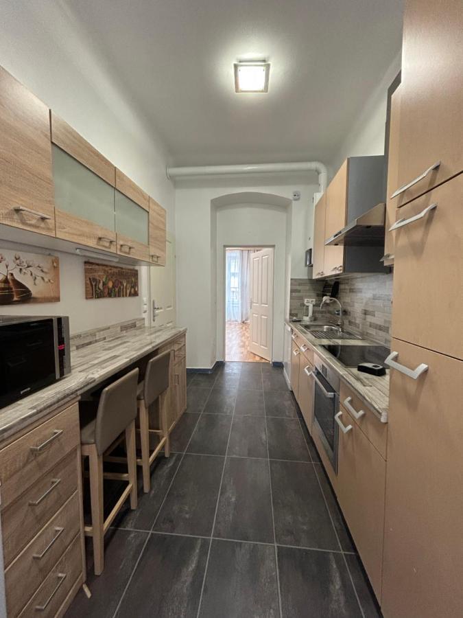 וינה Dom Apartment מראה חיצוני תמונה